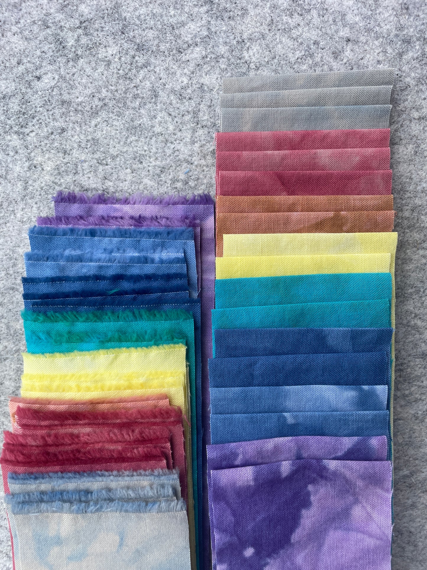 Hand Dyed Jelly Roll Gradient Strip Set (18 pcs)