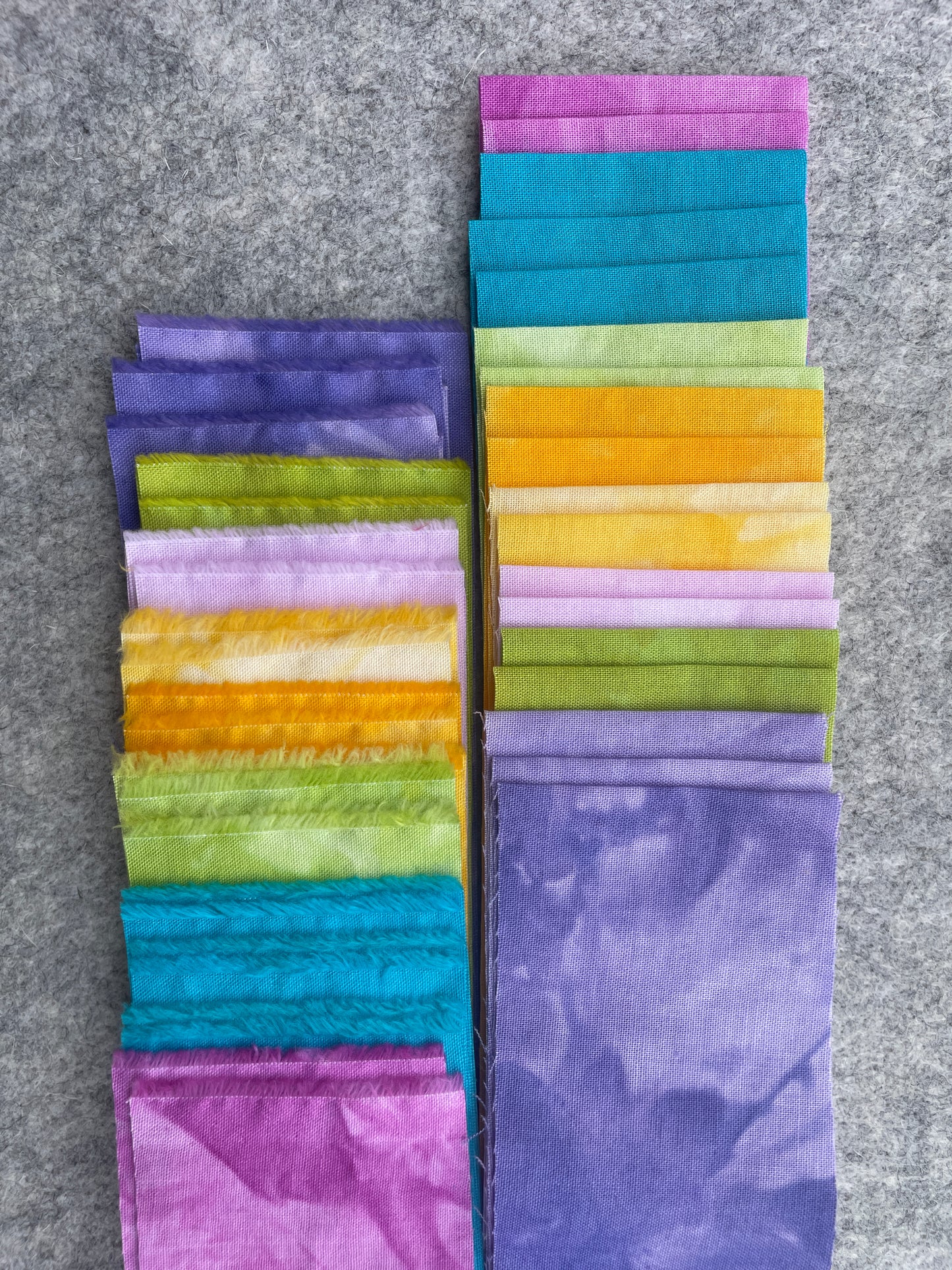 Hand Dyed Jelly Roll Gradient Strip Set (18 pcs)