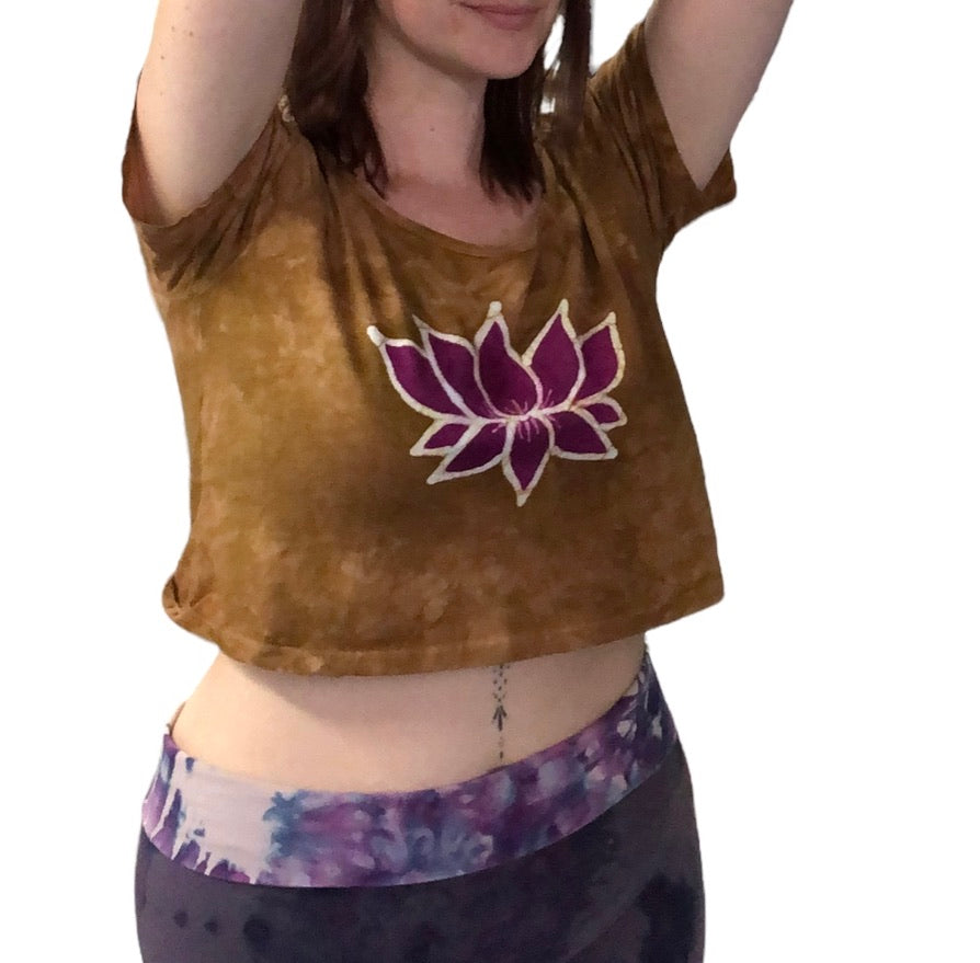Hand-Painted Batik Lotus Scoop Neck Crop Tee